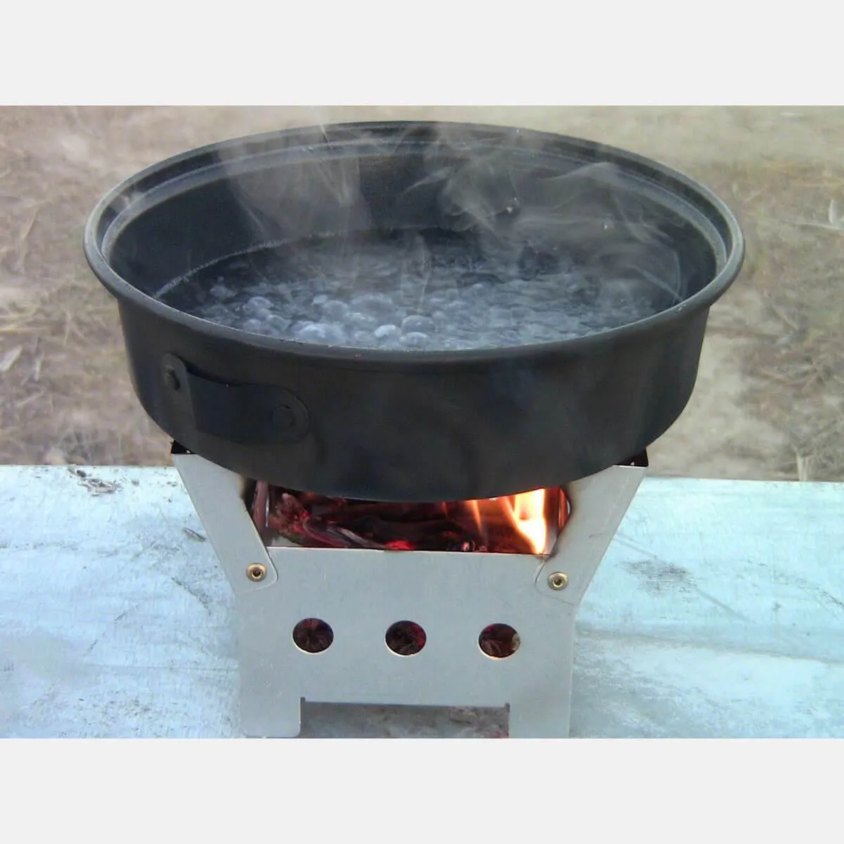 Cube Stove   2 Fire Starters