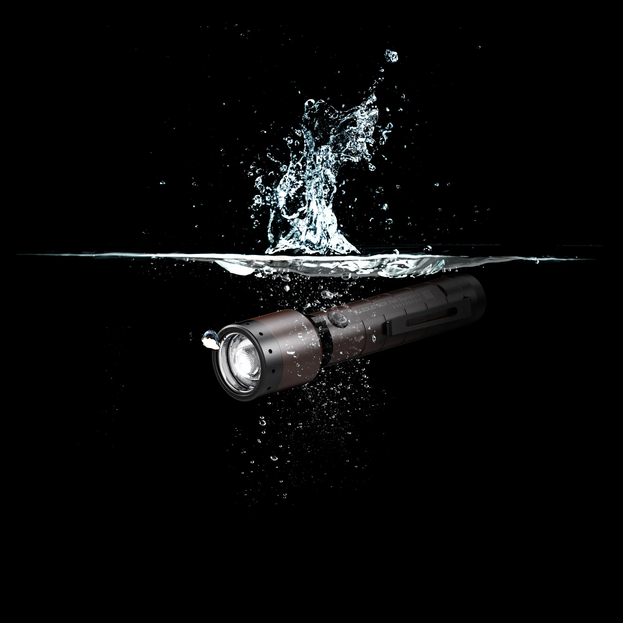 P6R Signature Rechargeable Torch