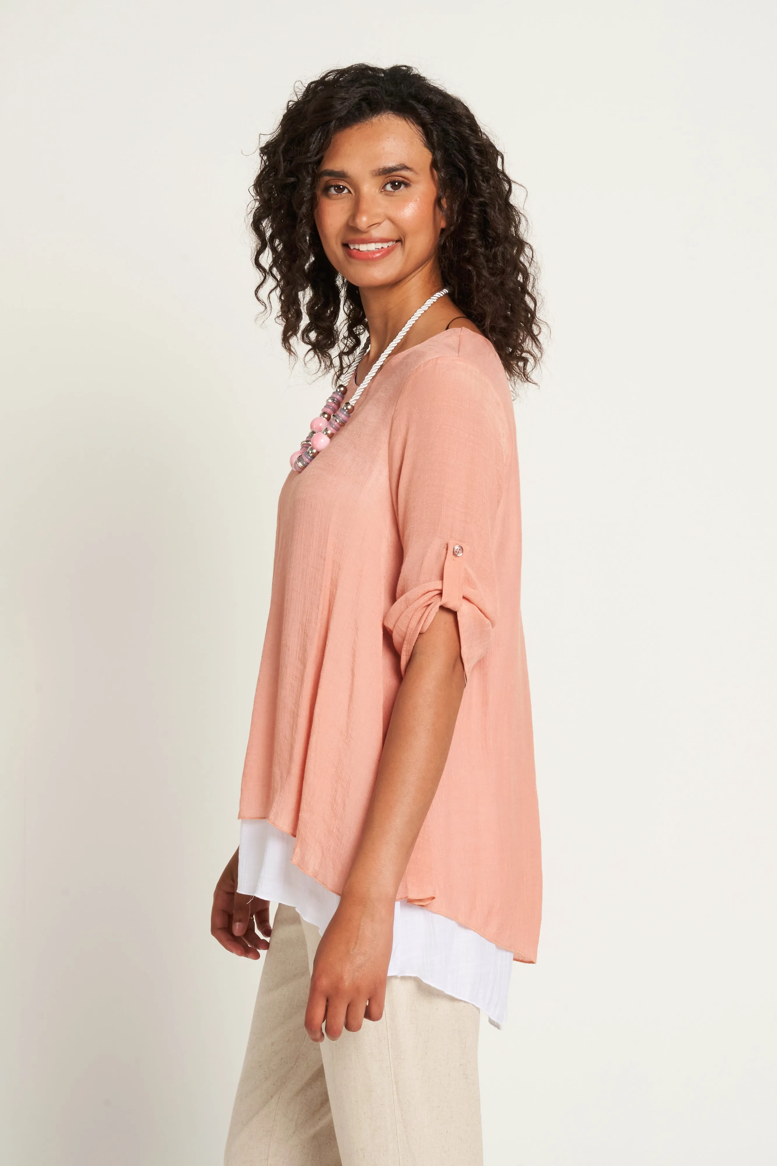 Saloos Contrasting Layers Top with Necklace